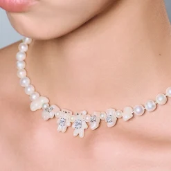 Paradise / Mini Pearlescent Bear Pearl Necklace