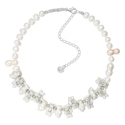 Paradise / Mini Pearlescent Bear Pearl Necklace
