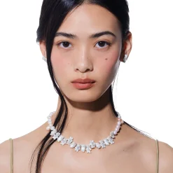 Paradise / Mini Pearlescent Bear Pearl Necklace