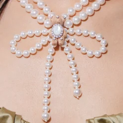 Paradise / Wooden Bear Pearl Bowknot Necklace