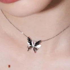 Ripple / Butterfly Shell Gemstone Necklace