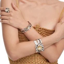 Ripple / Large Square Flower Bracelet