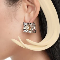 Ripple / Large Square Flower Earring