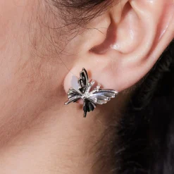 Ripple / Small Shell Butterfly Earring