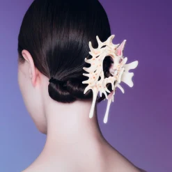 Shell / Conch Hair Claw