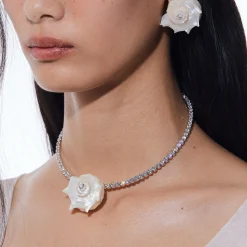 Shell / Natural Shell Conch Choker