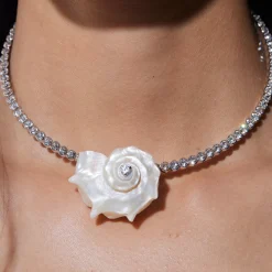 Shell / Natural Shell Conch Choker