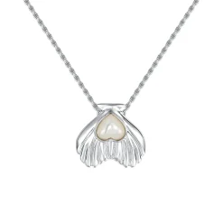 Tasty / Heart Shape Shell Necklace