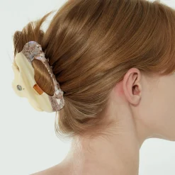 View / Landscape Hair Claw