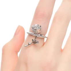 YVMIN X SHUSHUTONG / Floral Single Row Gemstone Rose Ring