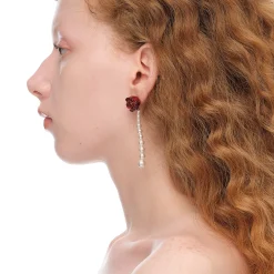 YVMIN X SHUSHUTONG / Pearl String Rose Earring