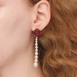 YVMIN X SHUSHUTONG / Pearl String Rose Earring